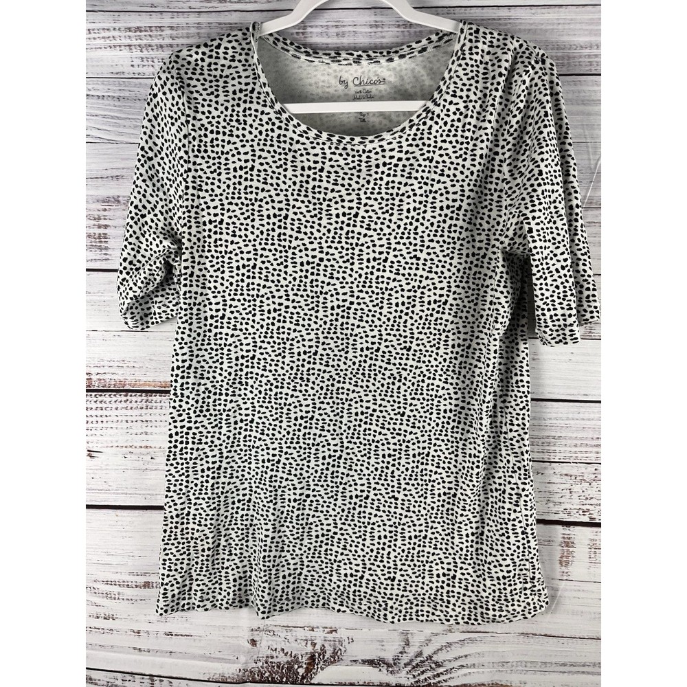 Chicos Top  Women’s Size 2 Large Cheetah Animal Short Sleeve 100% Cotton